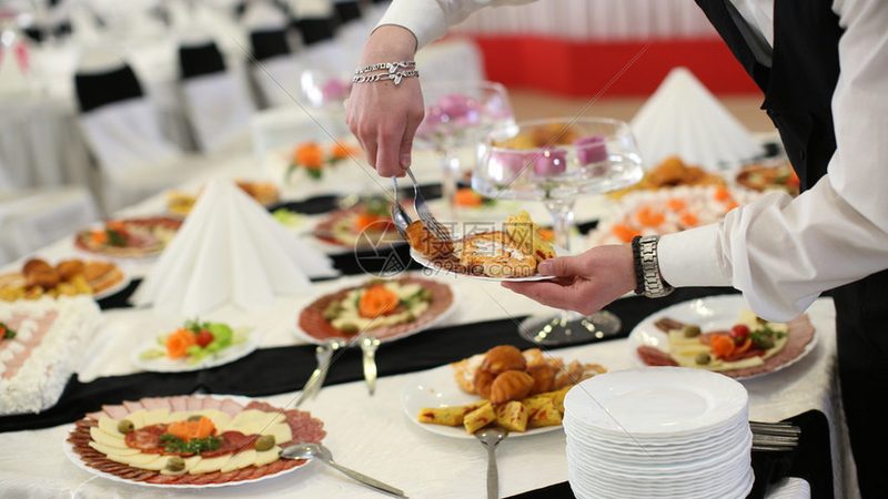 零食代理加盟与代销：两种模式的深入解析