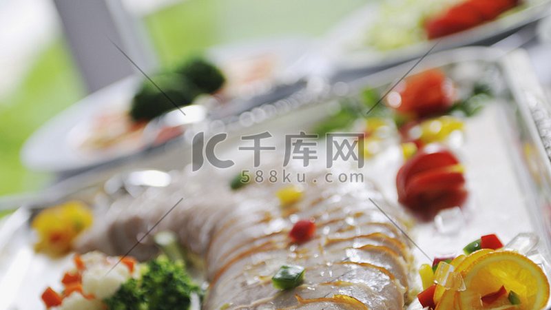 餐饮加盟合同中的知识产权陷阱：揭秘合同背后的风险**